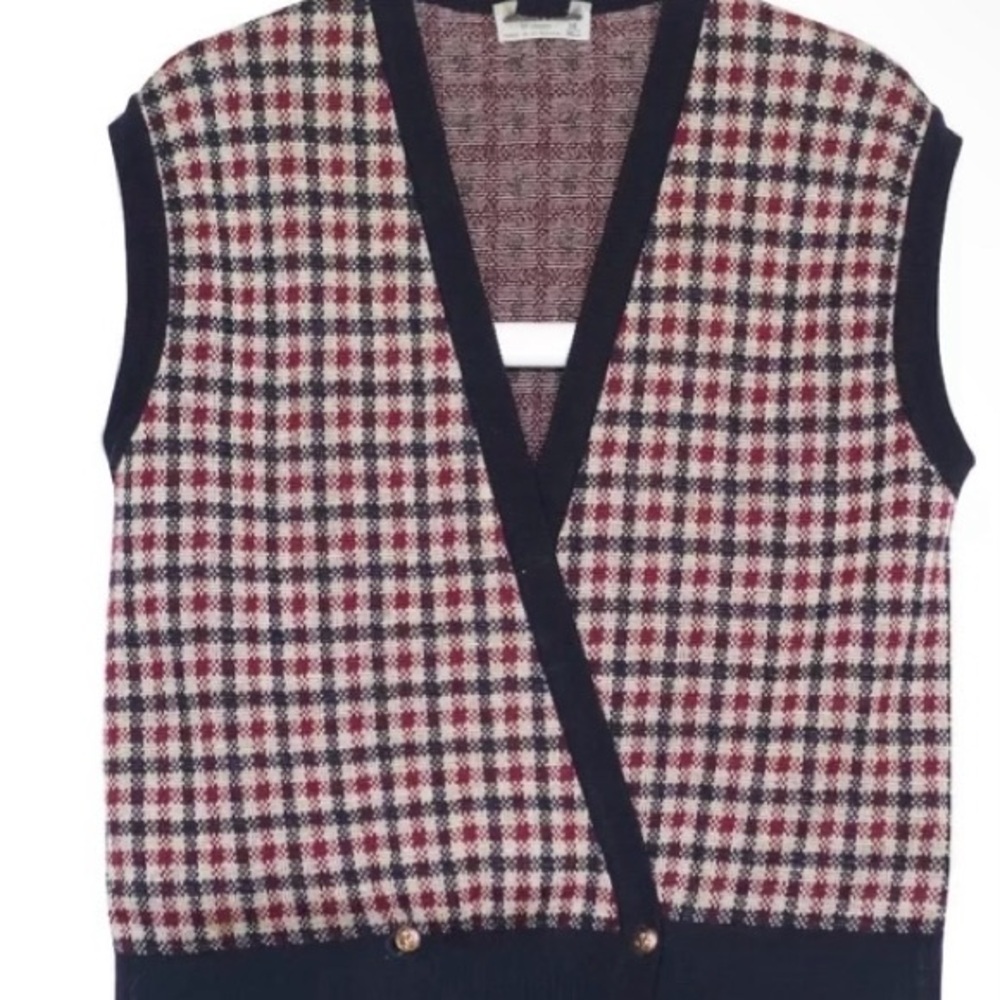 Aquascutum Checkered Sweater Vest
